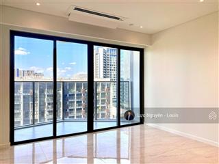 Louis bán 2pn view sông sài gòn, grand marina sẵn sổ hồng  the opera  giá 30,9 tỷ