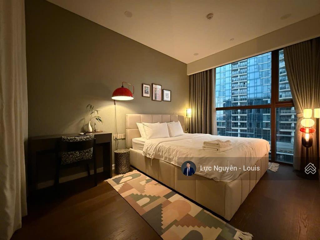Louis bán căn galleria 3pn view quận 1 đã có sổ  giá 48 tỷ