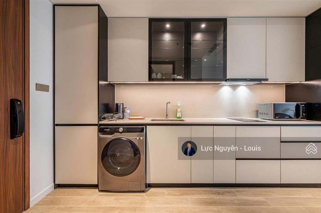 Louis bán gấp căn studio hiếm có tại crest view sông q1  giá 12,5 tỷ