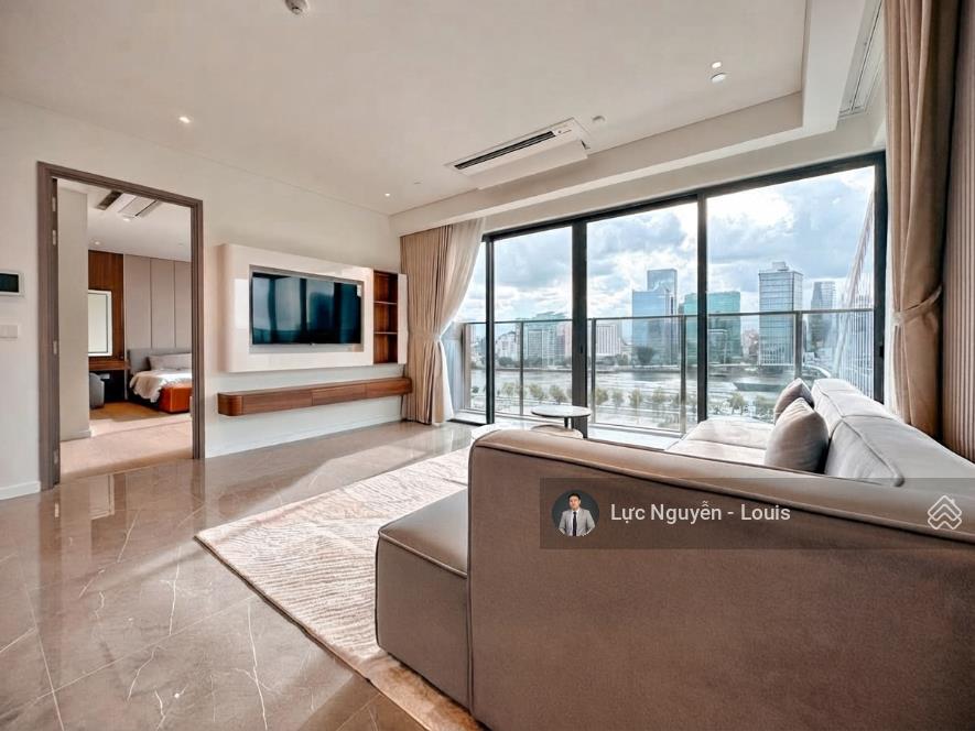 Louis bán 4pn view sông sài gòn trực diện, thang máy riêng đến tận nhà  the opera  giá 108 tỷ
