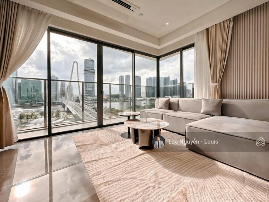 Louis bán 4pn view sông sài gòn trực diện, thang máy riêng đến tận nhà  the opera  giá 108 tỷ