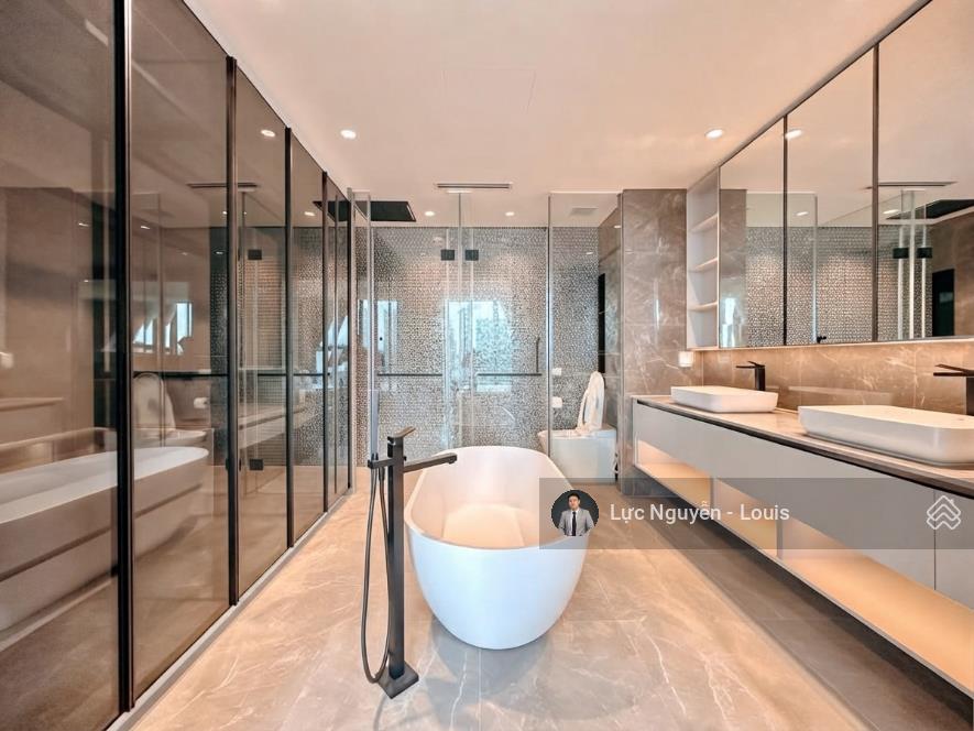 Louis bán 4pn view sông sài gòn trực diện, thang máy riêng đến tận nhà  the opera  giá 108 tỷ
