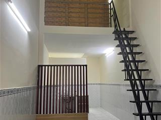 Chính chủ cần tiền bán gấp 314m2 đất dt 8x40m tặng 4 nhà trọ và vườn cây ăn trái, hxh