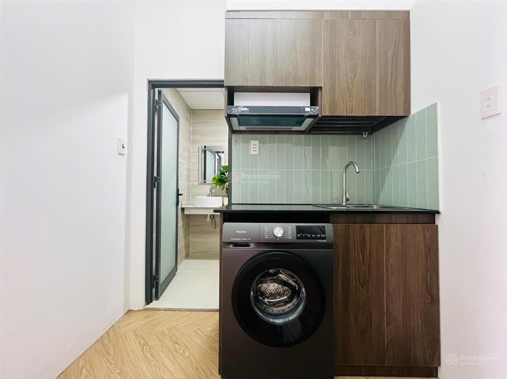 Cho thuê căn hộ full nội thất, ban công thoáng ngay phan xích long phú nhuận