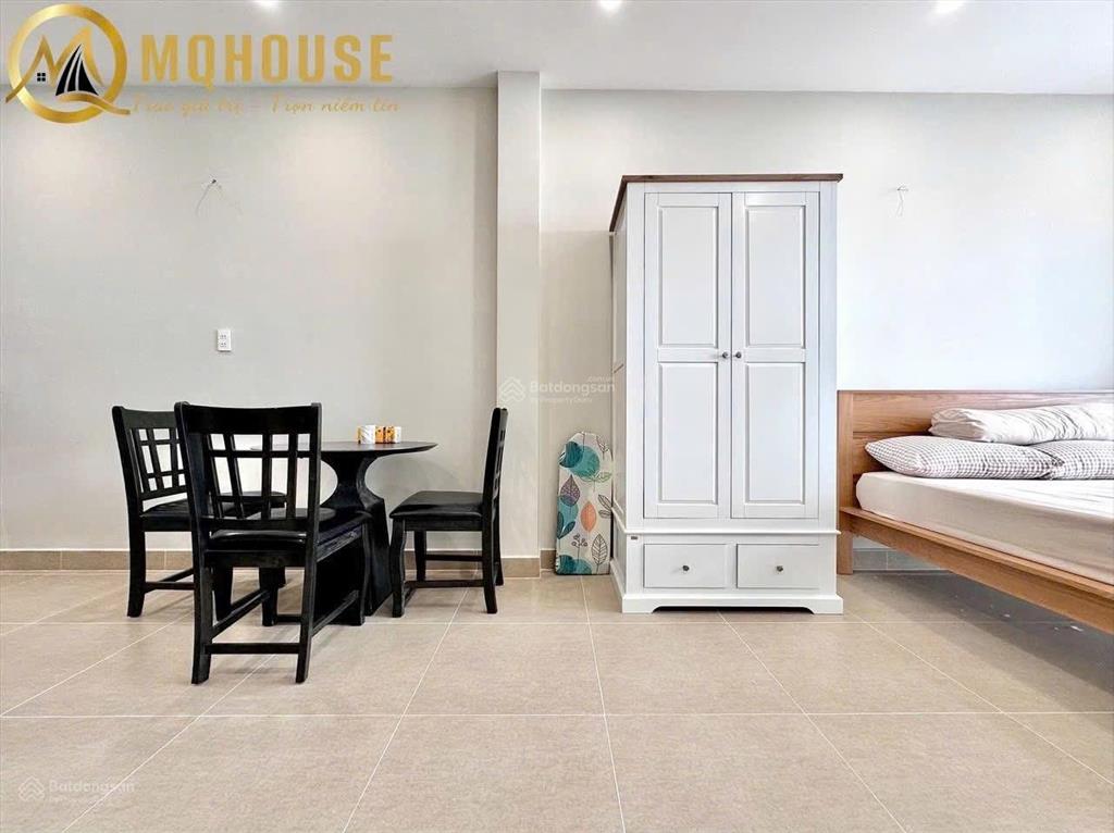 Cho thuê căn hộ ban công, full nội thất máy giặt riêng đường trần huy liệu gần ngã tư phú nhuận