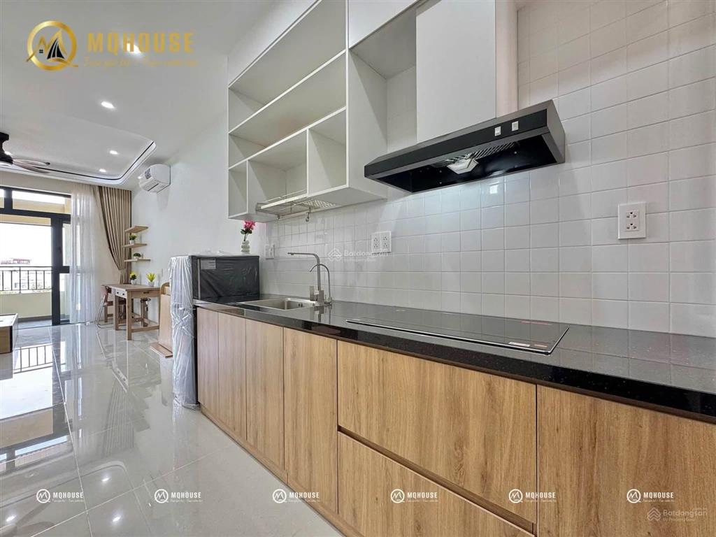 Cho thuê căn hộ ban công đường nguyễn văn trỗi, phú nhuận, trang bị full nội thất