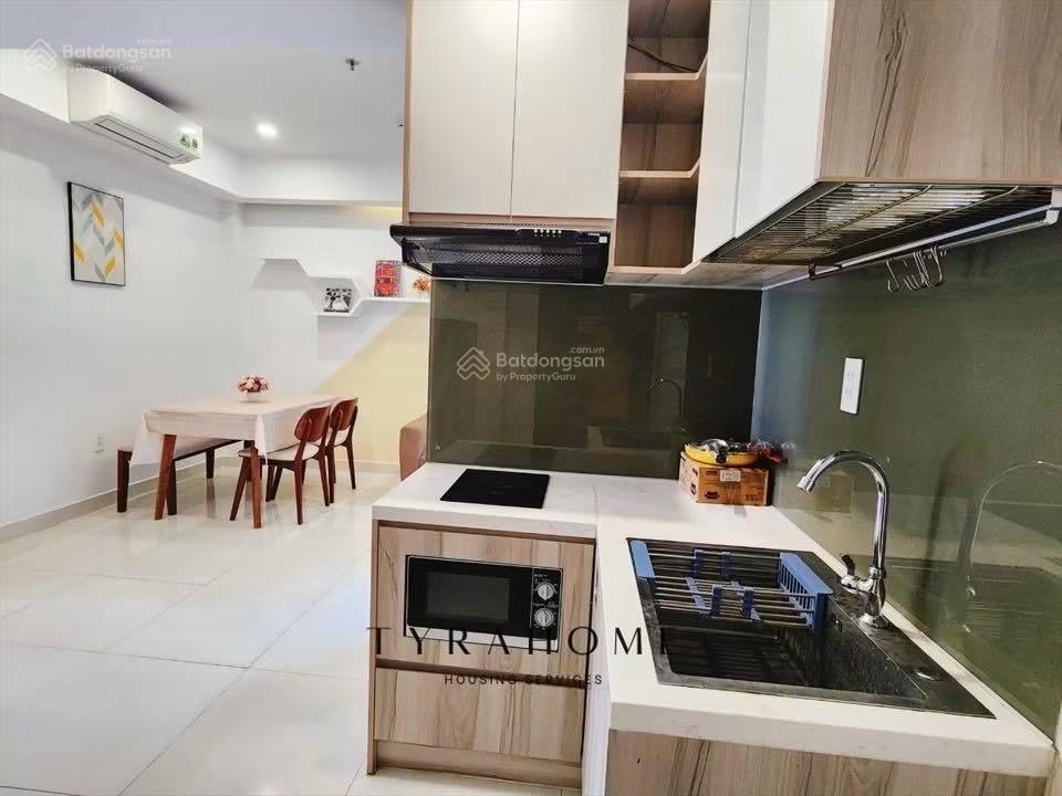 Cho thuê căn hộ studio  1pn full nội thất, vị trí gần khu phan xích long, giá chỉ 7.000.000đ/th