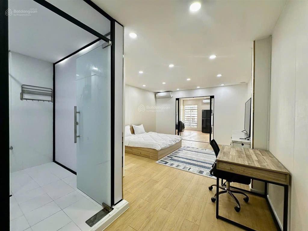 Cho thuê căn hộ 1pn cửa sổ  balcon thoáng ngay cầu bông tiện đi q1 giá chỉ 9tr/th