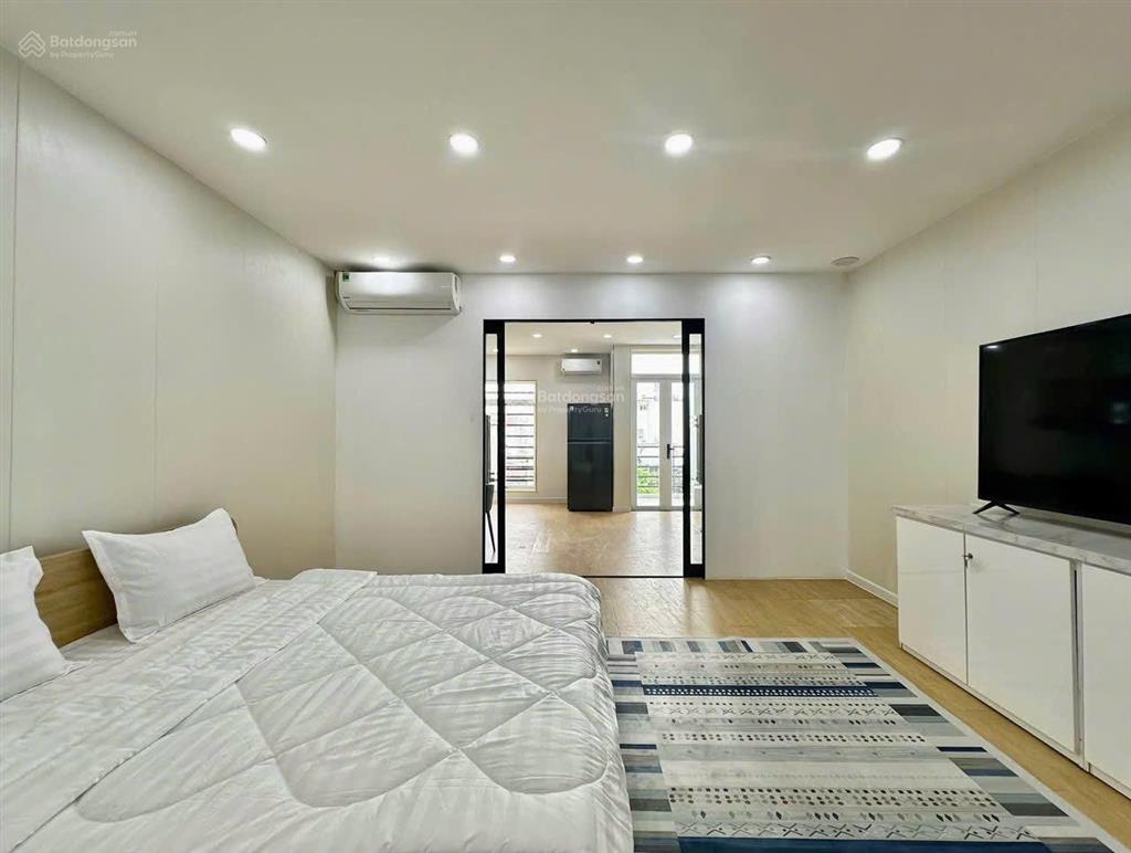 Cho thuê căn hộ 1pn cửa sổ  balcon thoáng ngay cầu bông tiện đi q1 giá chỉ 9tr/th