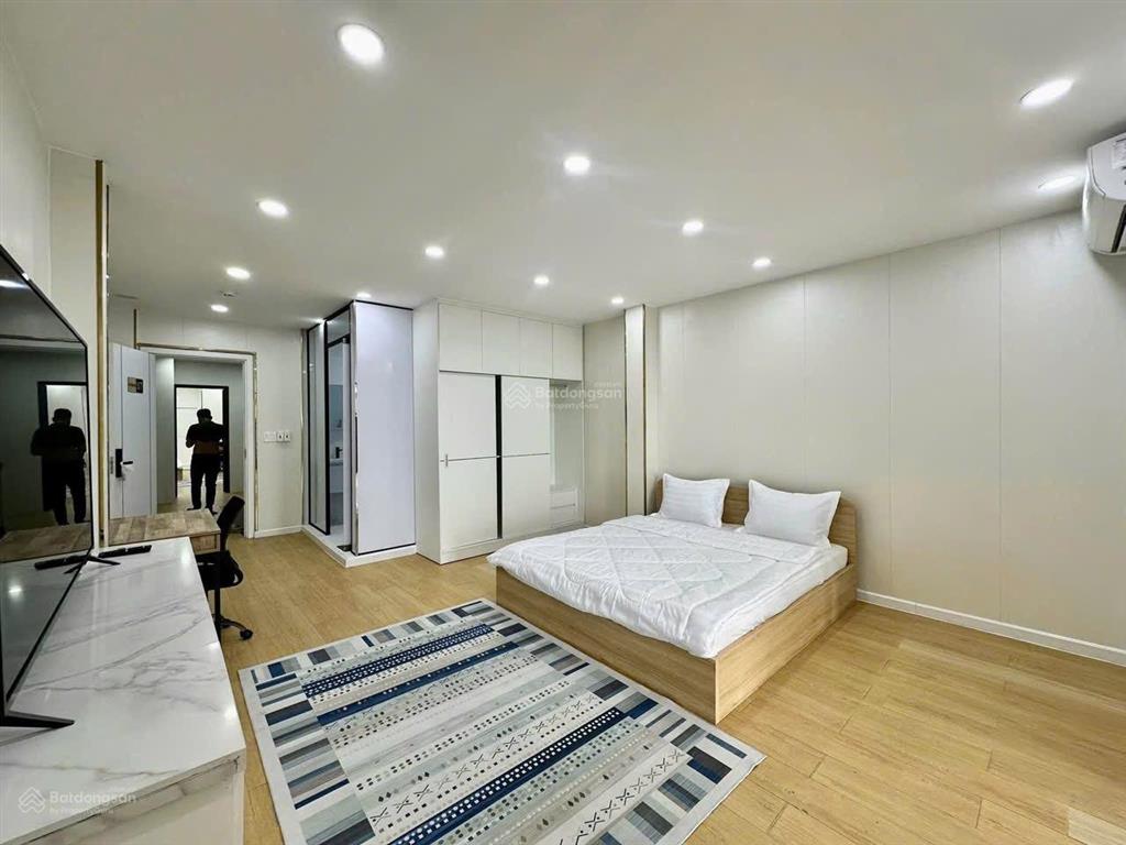 Cho thuê căn hộ 1pn cửa sổ  balcon thoáng ngay cầu bông tiện đi q1 giá chỉ 9tr/th