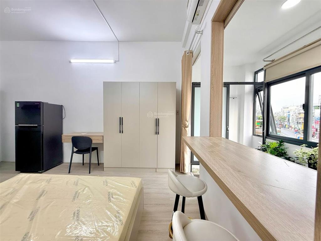 Cho thuê căn hộ mới 100% studio  1pn balcon đường lê văn sỹ giá chỉ 7,5tr/th