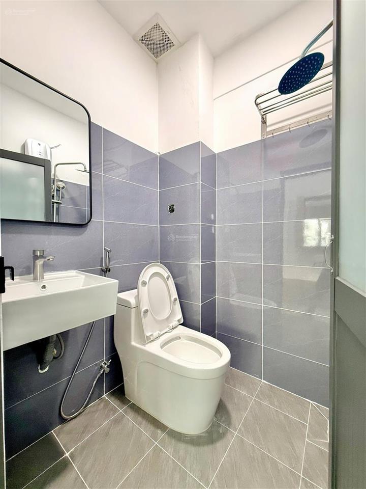 Cho thuê căn hộ mới 100% studio  1pn balcon đường lê văn sỹ giá chỉ 7,5tr/th