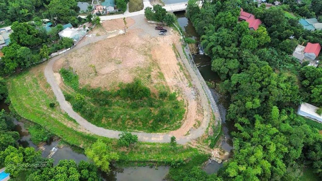 Đất nền hòa bình 8500m2 phong thủy đẹp trực tiếp chính chủ