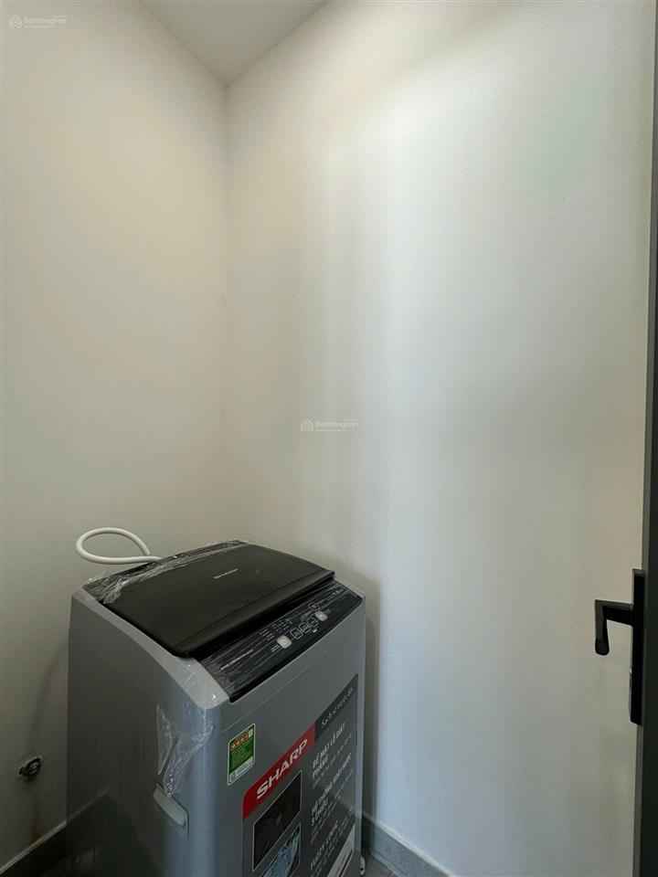 Khai trương căn hộ dịch vụ mới 100%, full nội thất, ngay cầu ông lãnh,cầu nguyễn văn cừ,bến vân đồn