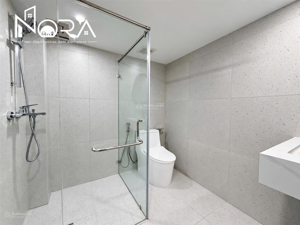 Khai trương căn hộ dịch vụ mới 100%,full nội thất,gần nhà thờ tân định,toà nhà la vela,hồ con rùa