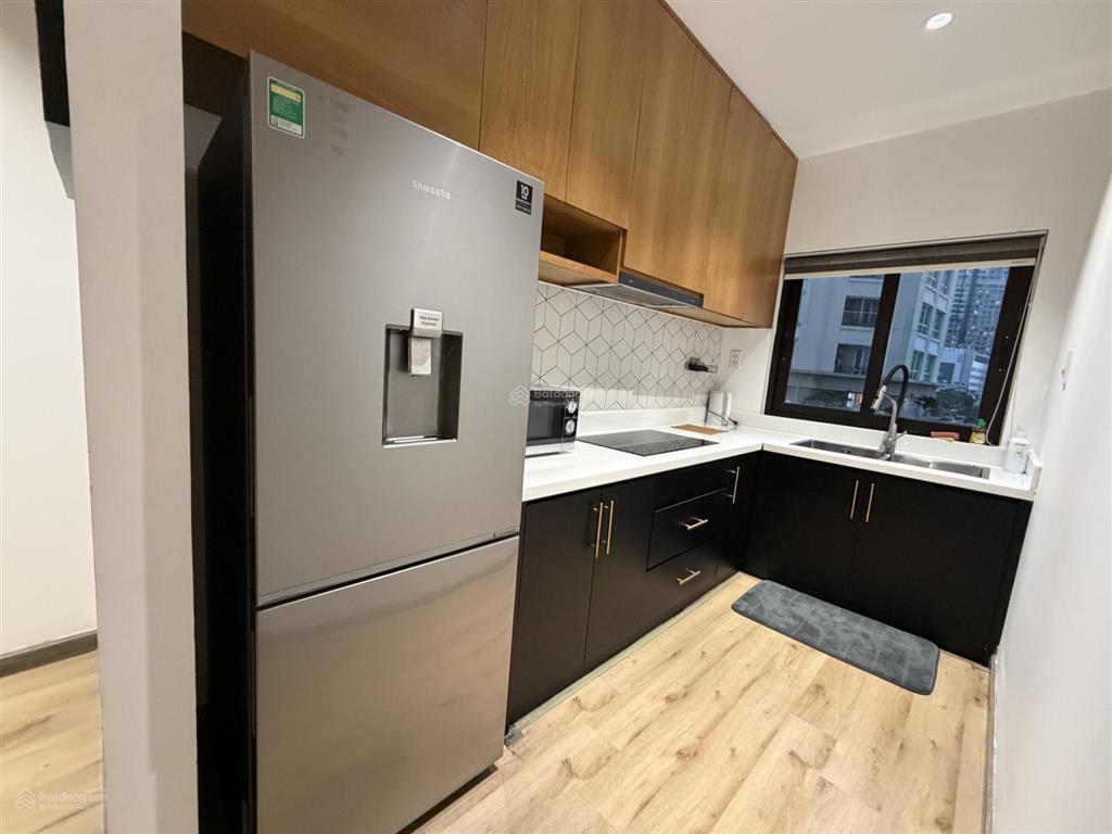 Khai trương căn hộ dịch vụ mới 100%, full nội thất gần cầu thủ thiêm cầu bason thuận tiện đi quận 1