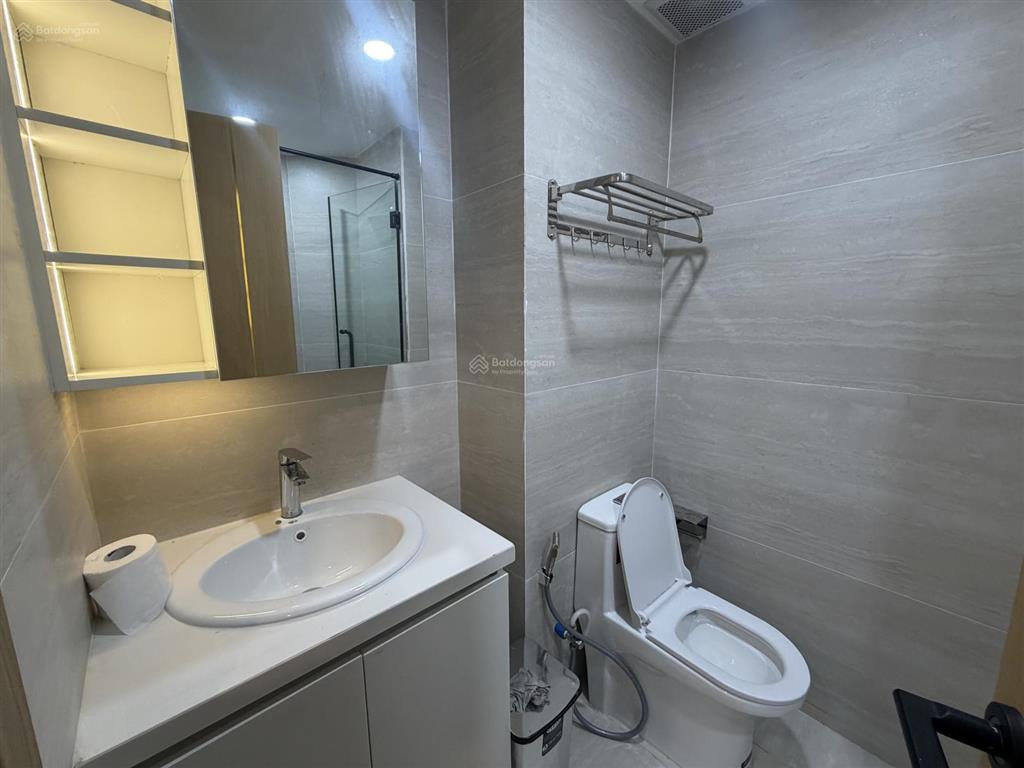 Khai trương căn hộ dịch vụ mới 100%,full nội thất,gần chợ tân bình,bệnh viện 1a,ngã tư bảy hiền