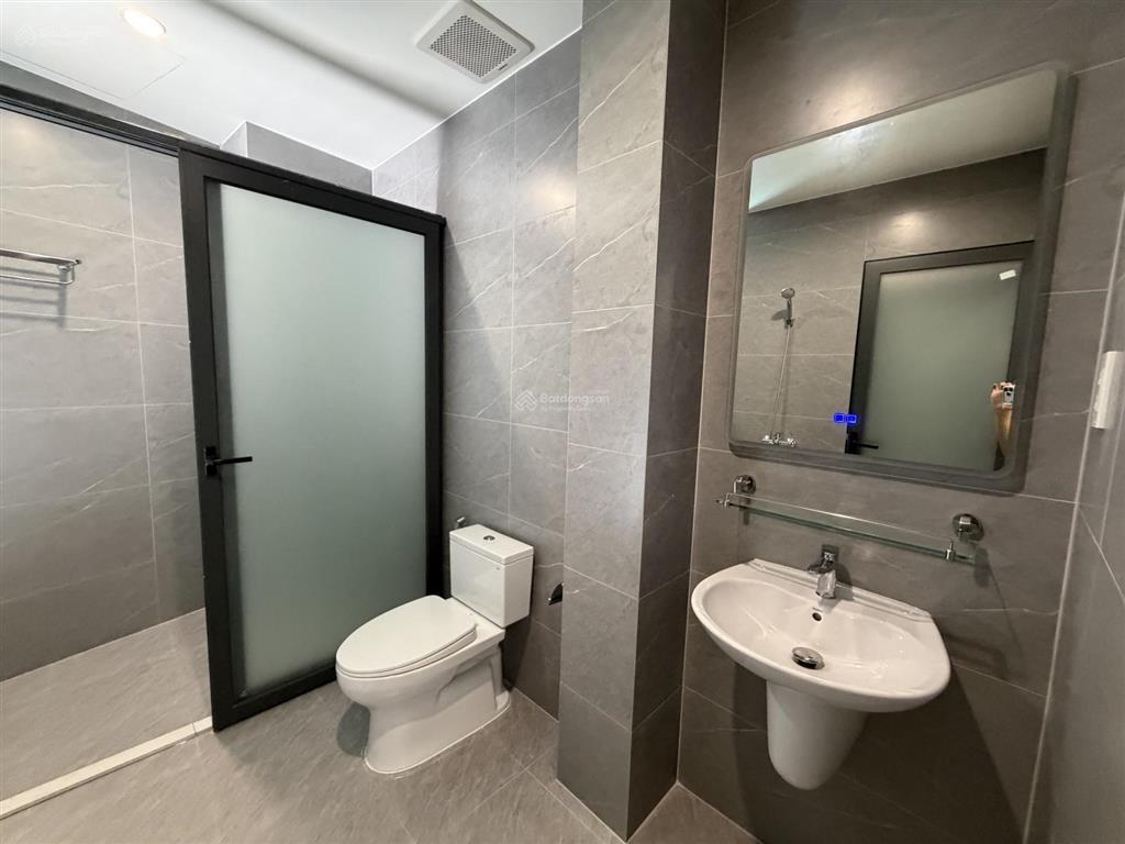 Khai trương căn hộ dịch vụ mới 100%, full nội thất, ngay nhà thờ tân định, hồ con rùa, chợ tân định