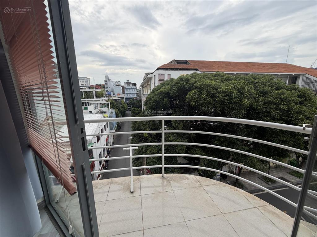 Khai trương căn hộ dịch vụ mới 100%, full nội thất, gần chợ tân định, nhà thờ tân định, hồ con rùa