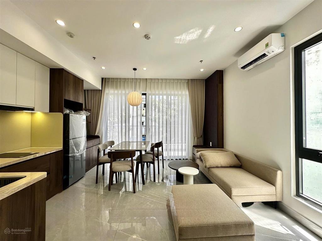 Khai trương căn hộ dịch vụ mới 100%,full nội thất,ngay chợ tân định,nhà thờ tân định,hồ con rùa,.