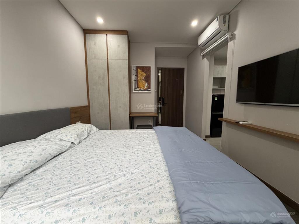 Khai trương ch dịch vụ mới 100%, full nội thất, ngay vòng xoay dân chủ, hội trường thành uỷ, nhà ga