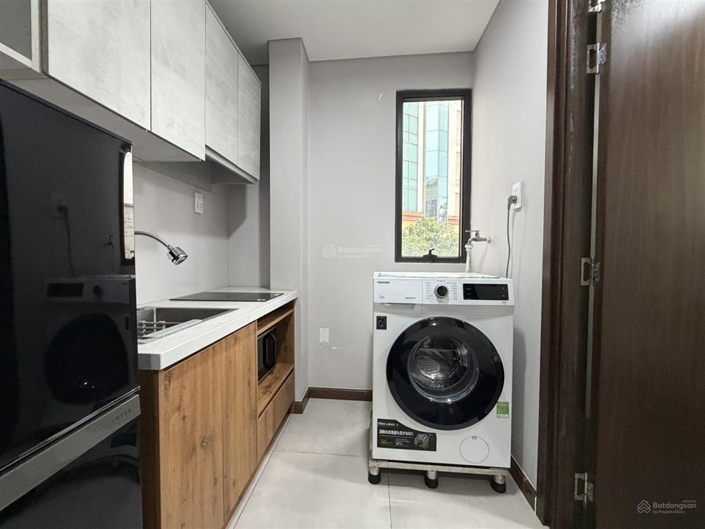 Khai trương ch dịch vụ mới 100%, full nội thất, ngay vòng xoay dân chủ, hội trường thành uỷ, nhà ga