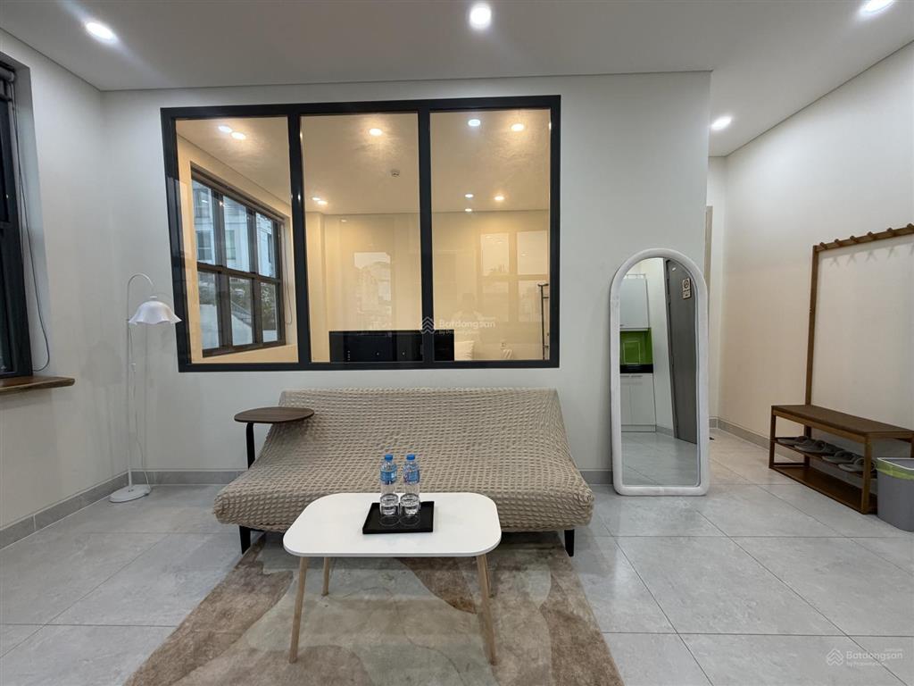 Khai trương ch dịch vụ mới 100%, full nội thất, ngay công viên lê văn tám, hồ con rùa, chợ tân định