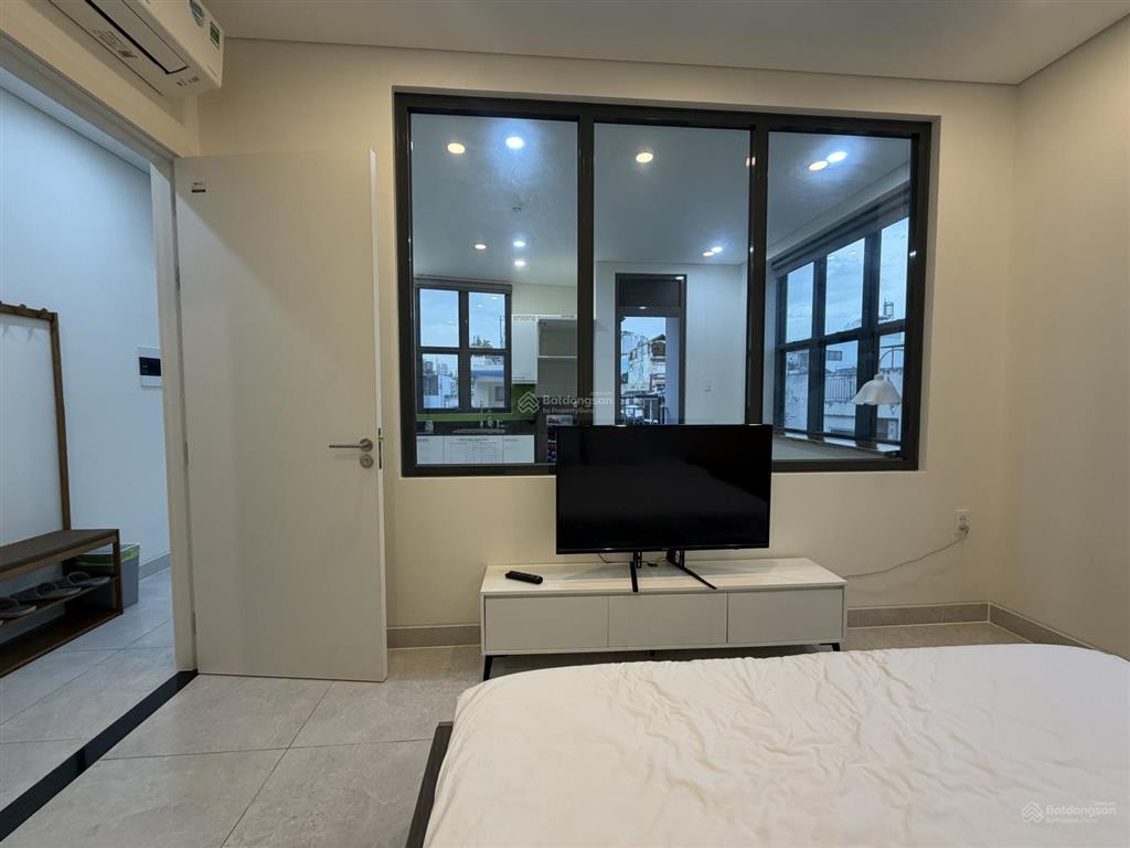 Khai trương ch dịch vụ mới 100%, full nội thất, ngay công viên lê văn tám, hồ con rùa, chợ tân định