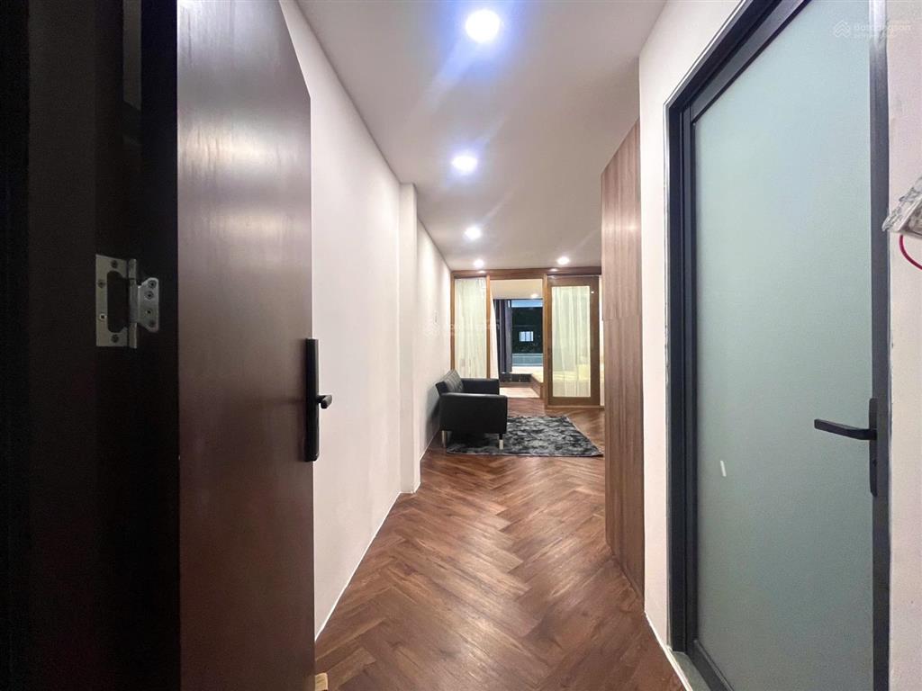 Khai trương căn hộ dịch vụ mới 100%,full nội thất,gần vincom 3/2,vòng xoay dân chủ,hà đô centrosa