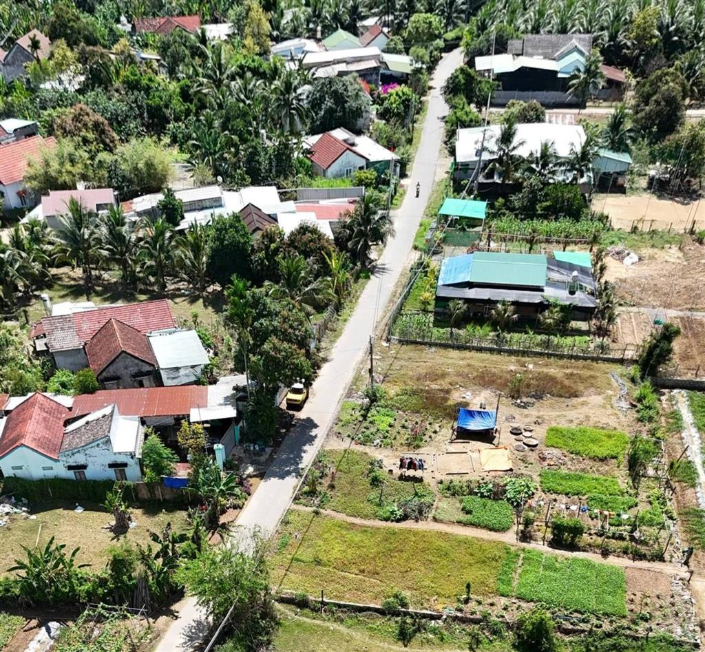 Bán đất nền  đường tư văn  ngay thị trấn diên khánh  khánh hòa. vị trí đẹp. giá chuẩn