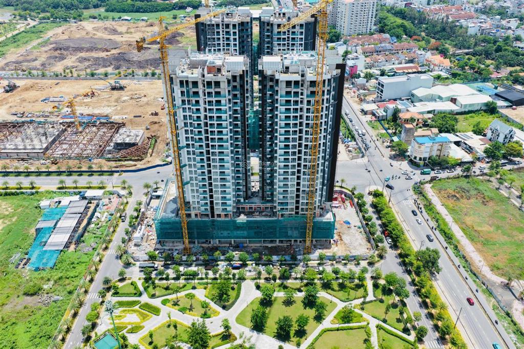 Bán quỹ căn hộ 3pn the global city căn góc hướng đông nam view trực diện kênh đào và nhạc nước