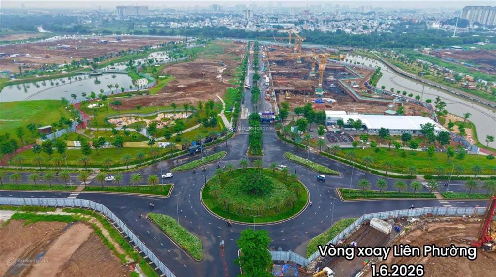 Bán quỹ căn hộ 3pn the global city căn góc hướng đông nam view trực diện kênh đào và nhạc nước