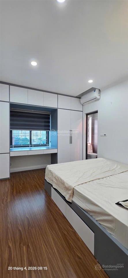Bán gấp căn hộ ngoại giao đoàn 95m2, 2pn, 2vs, giá 8,2 tỷ tầng cao view đẹp full nội thất