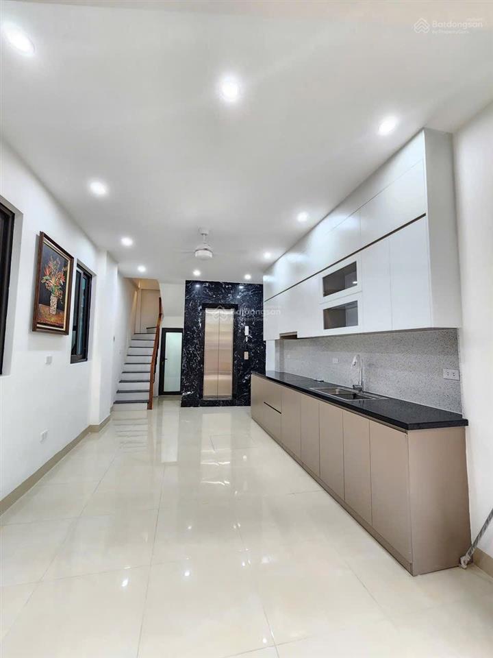 Bán nhà đẹp đại cát bắc từ liêm 35m2 x 5 tầng 4,75 tỷ thang máy full nội thất đẹp