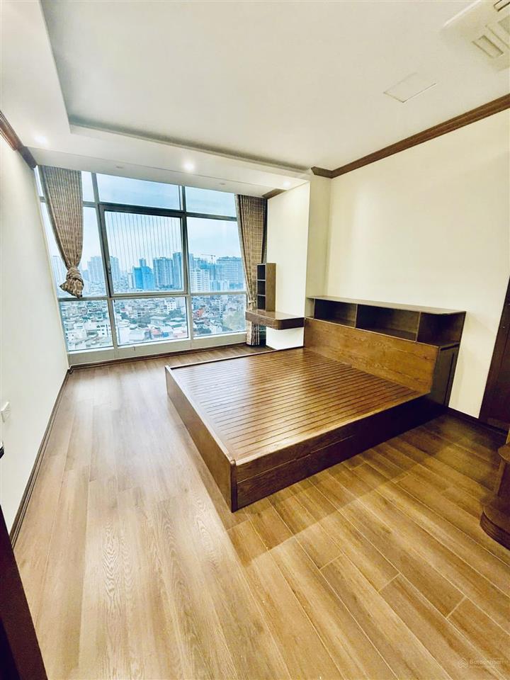 Thành phố giao lưu, phạm văn đồng 75m2, 2pn, 4,1 tỷ view hồ điều hòa, ở yên tĩnh, nhiều tiện ích