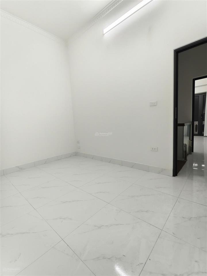 Mặt phố phương lưu đông hải 1, giá rẻ bất ngờ vị trí vàng kinh doanh sầm uất, giá trị khai thác cao