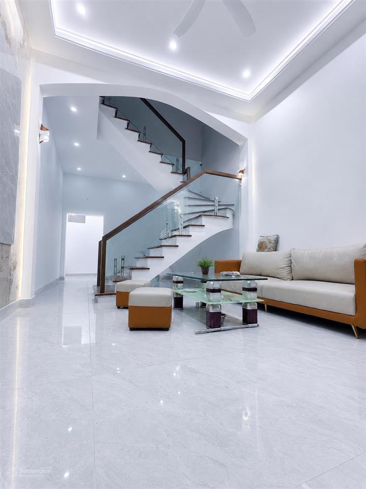 Mặt phố phương lưu đông hải 1, giá rẻ bất ngờ vị trí vàng kinh doanh sầm uất, giá trị khai thác cao