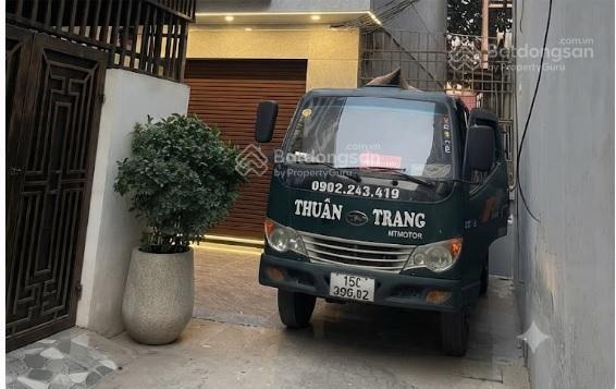60m2 ngõ rộng thênh thang ô tô đỗ cửa, nhà 3 mặt thoáng sáng ở sướng, có sân cổng riêng