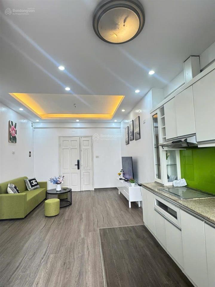 Sốc  hơn 5 tỷ  dt 100m2 3pn  ct3 văn quán  tầng trung. chủ bán gấp. cc 0969 139 ***