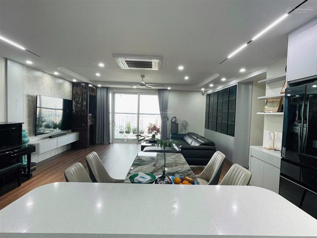 Căn góc trục 04 tháp b  new skyline văn quán view hồ nhỉnh 8 tỷ. dt105m, 2pn + 1. cc 0969 139 ***