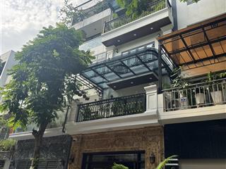 Chủ cần bán chỉ 16,x tỷ liền kề kđt văn phú  dt68m/5 tầng. ngay tháp đồng hồ. cc 0969 139 ***