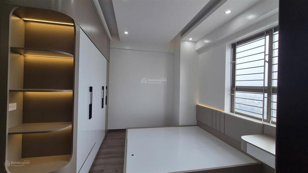 Hơn 3 tỷ  chung cư ct4 kđt xala  hà đông  70m 2pn  nhà mới ở ngay  giá tốt. cc 0969 139 ***