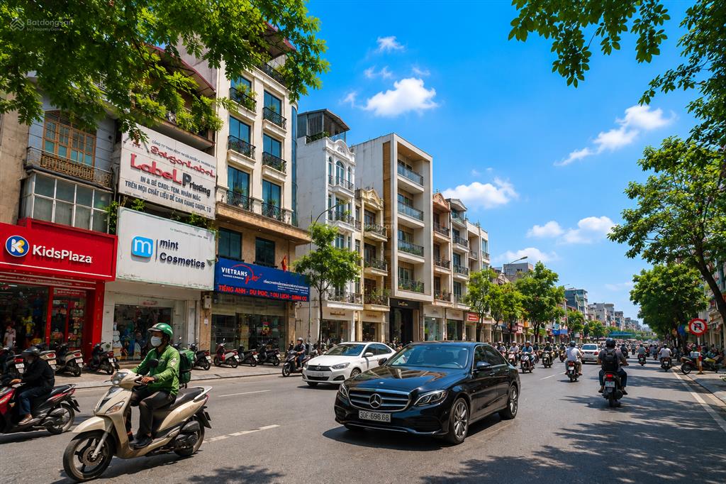 Bán nhà mặt phố bạch mai, hai bà trưng gần chợ mơ  37m² x 6 tầng  32,5 tỷ  dt 26 tr/tháng