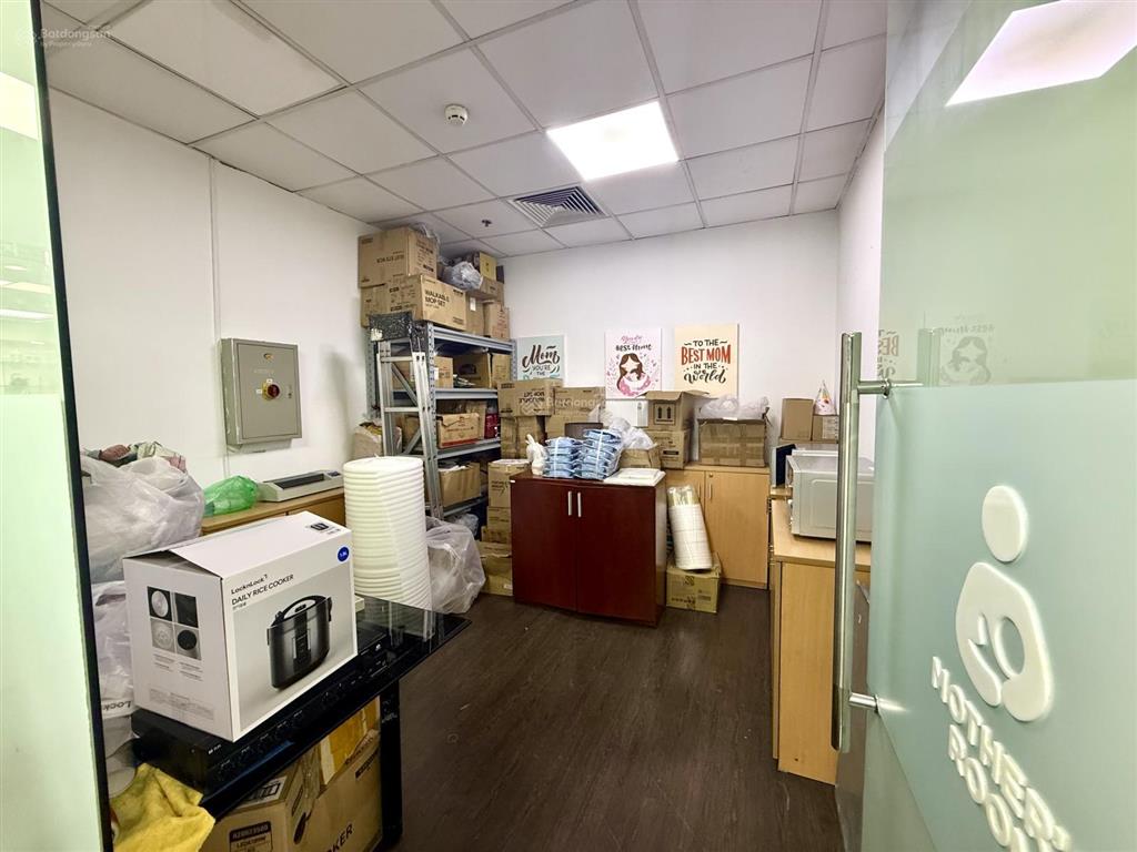 49 tỷ  bán sàn thương mại royal city  555m²  72a nguyễn trãi  tttm nổi bật hà nội