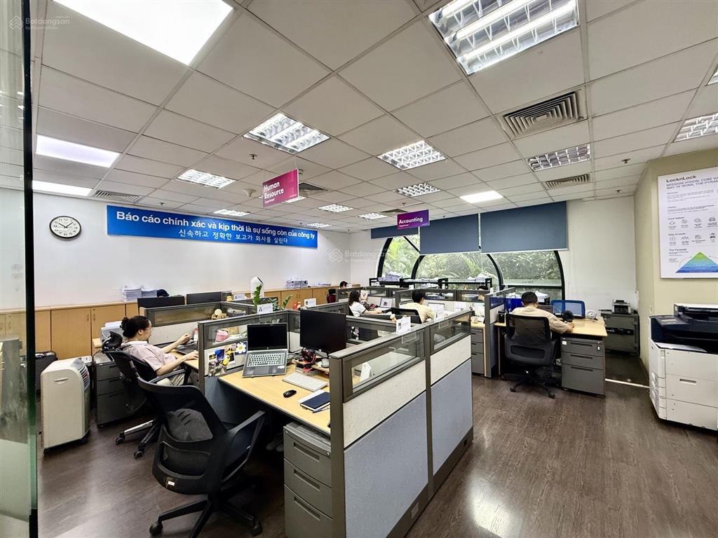 49 tỷ  bán sàn thương mại royal city  555m²  72a nguyễn trãi  tttm nổi bật hà nội