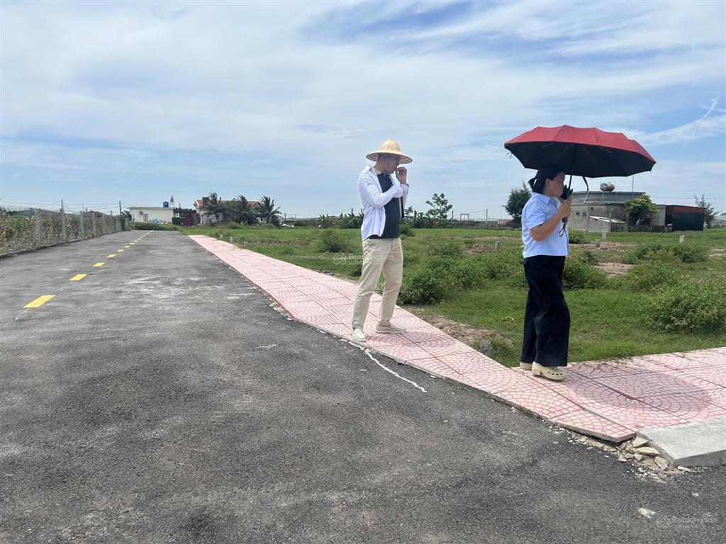 Đất nền giao ninh, cần tiền bán gấp, nhanh tay mua nhanh kẻo hết