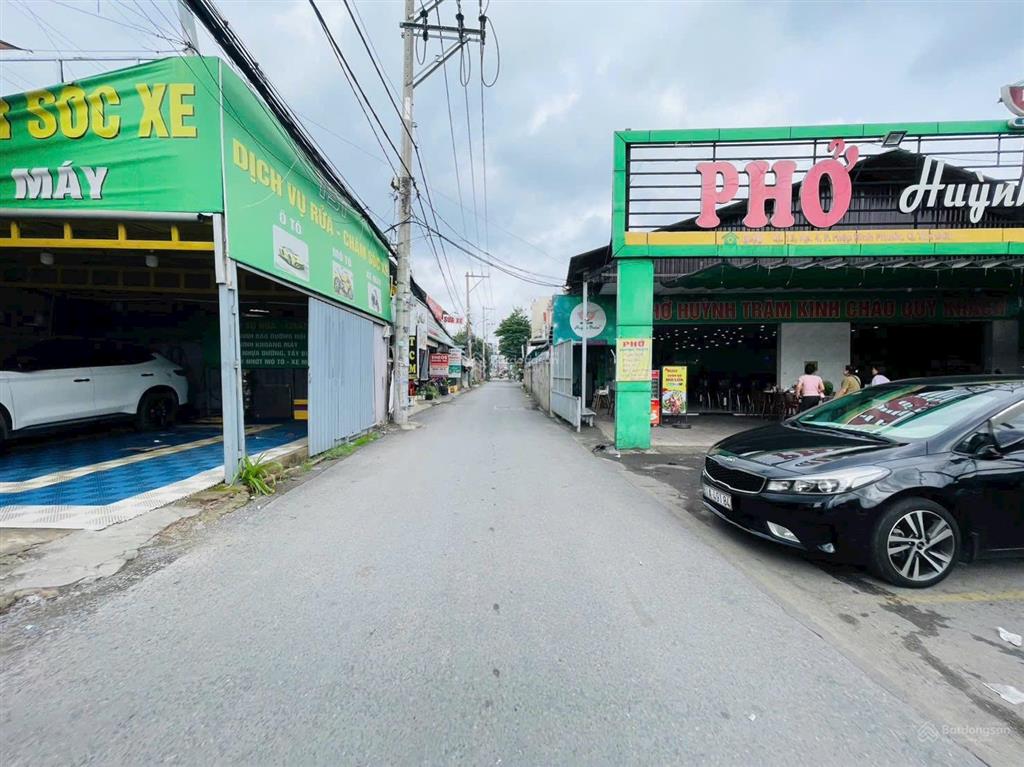 Đất đường số 8  hiệp bình phước  5x16m   0938 325 ***