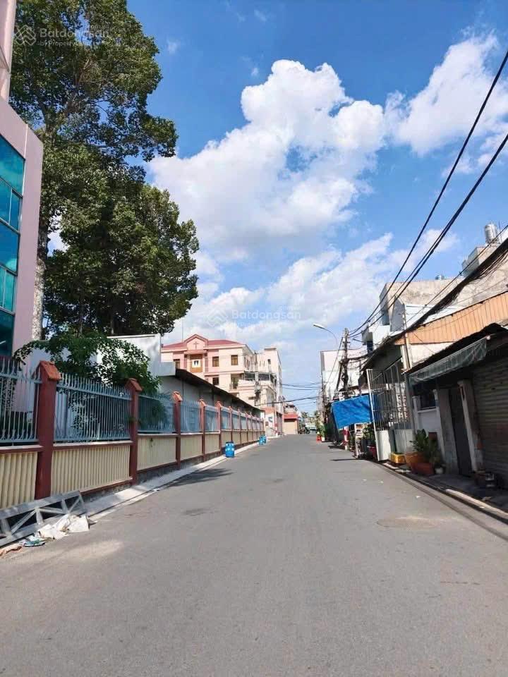 Nhà mặt tiền đường thông ngay giáo xứ thánh duy khang, linh đông, thủ đức  7,5tỷ   0938 325 ***