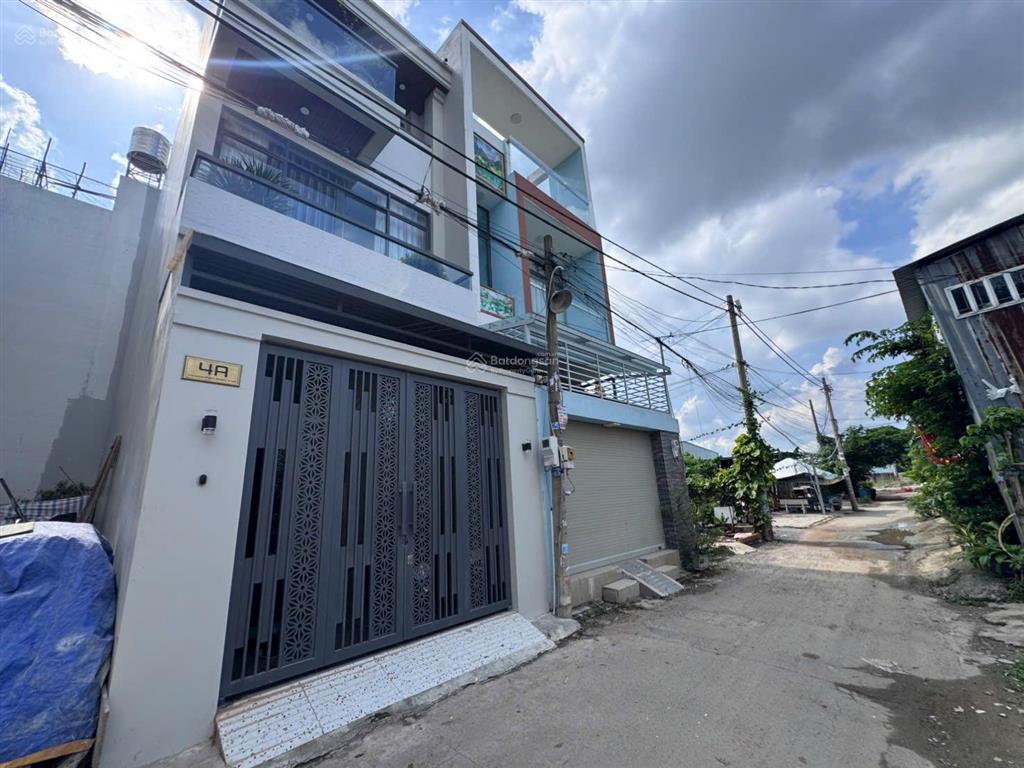 Bán lô đất đường 28  linh đông. ngay vành đai 2 đang thi công  vị trí đẹp   xem 0938 325 ***.