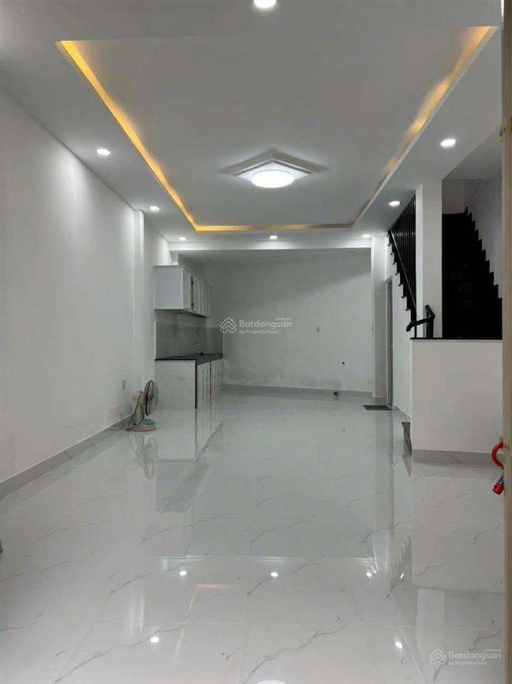 Nhà hẻm xe hơi đường hoàng hữu nam  quận 9  8,2x12m  gần bx miền đông  metro   0938 325 ***